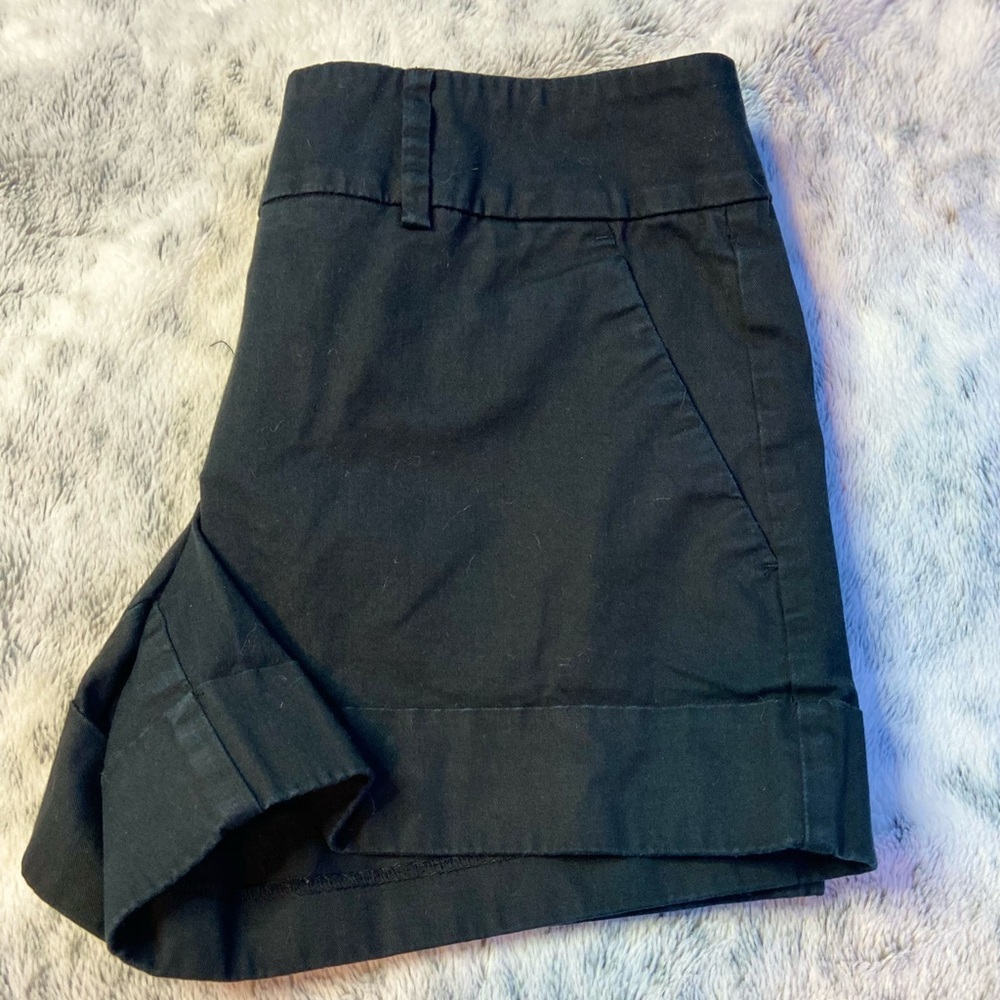 New York & company black shorts
